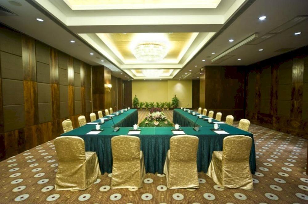 Hotel Fortuna Foshan Exterior photo