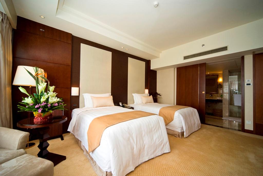 Hotel Fortuna Foshan Room photo